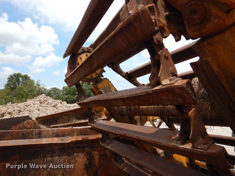 image for item DM6319 1989 John Deere 862B  elevating scraper