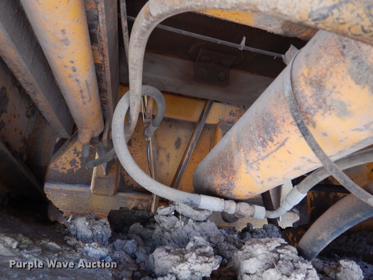 image for item DM6319 1989 John Deere 862B  elevating scraper