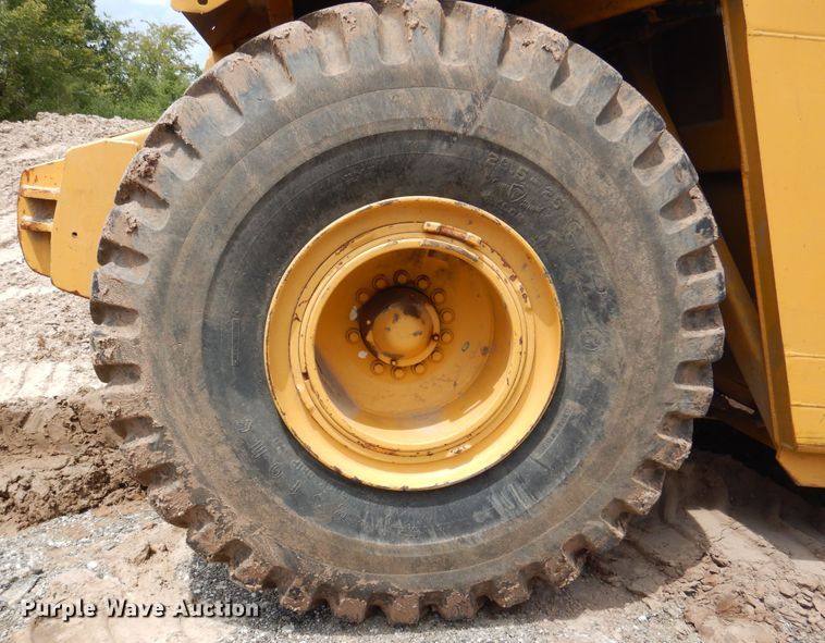 image for item DM6319 1989 John Deere 862B  elevating scraper