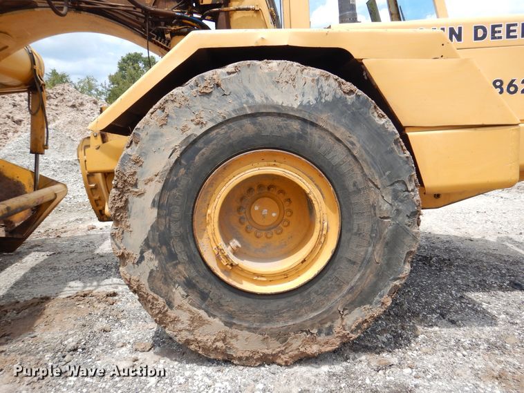 image for item DM6319 1989 John Deere 862B  elevating scraper