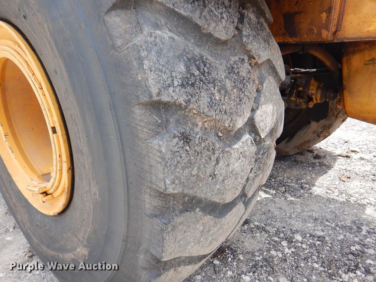 image for item DM6319 1989 John Deere 862B  elevating scraper