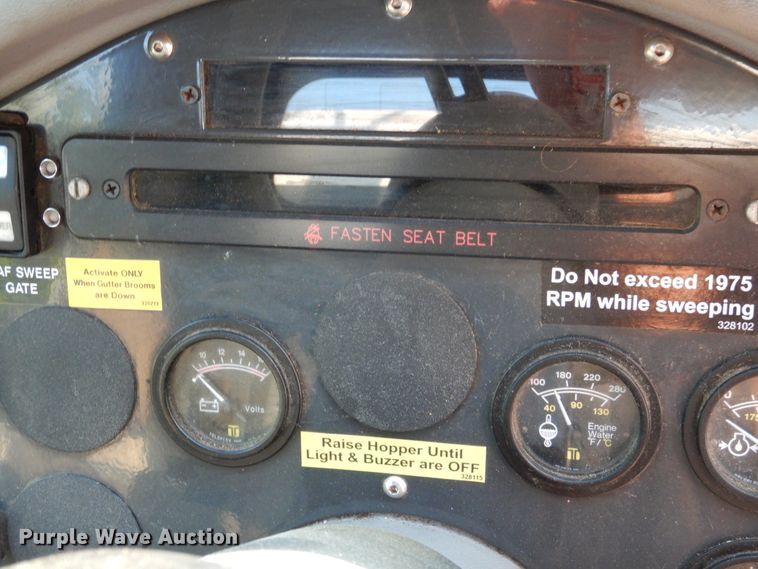 image for item DM6343 2013 Global Environment M3  street sweeper truck