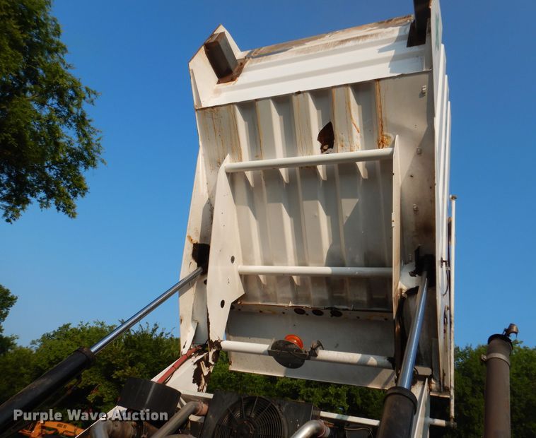 image for item DM6343 2013 Global Environment M3  street sweeper truck