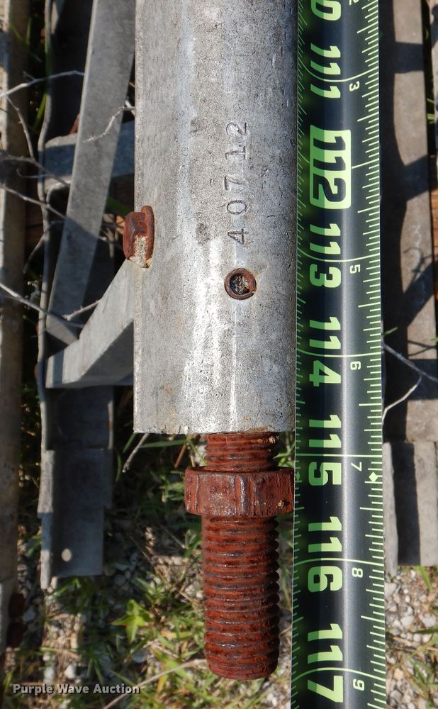 image for item DM6346 Razorback  screed