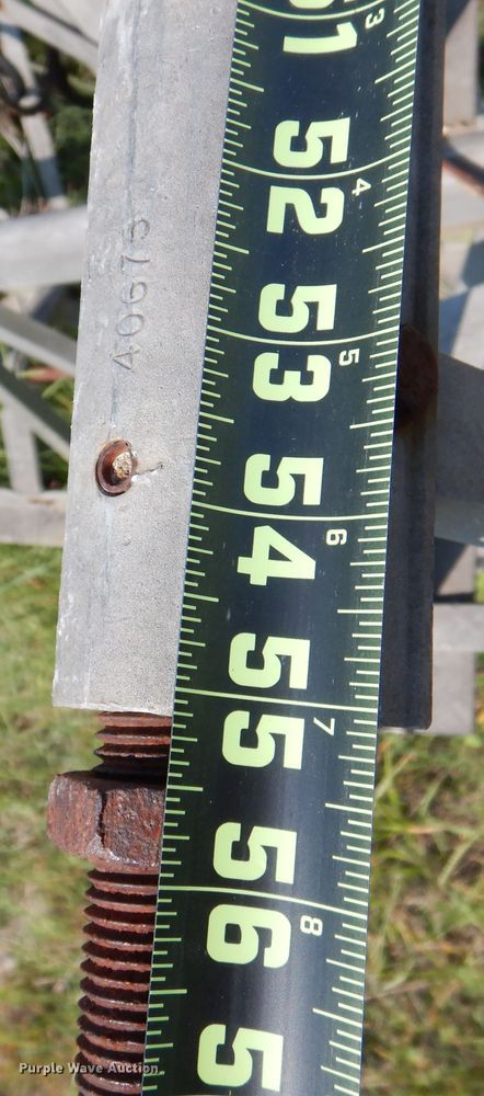 image for item DM6346 Razorback  screed