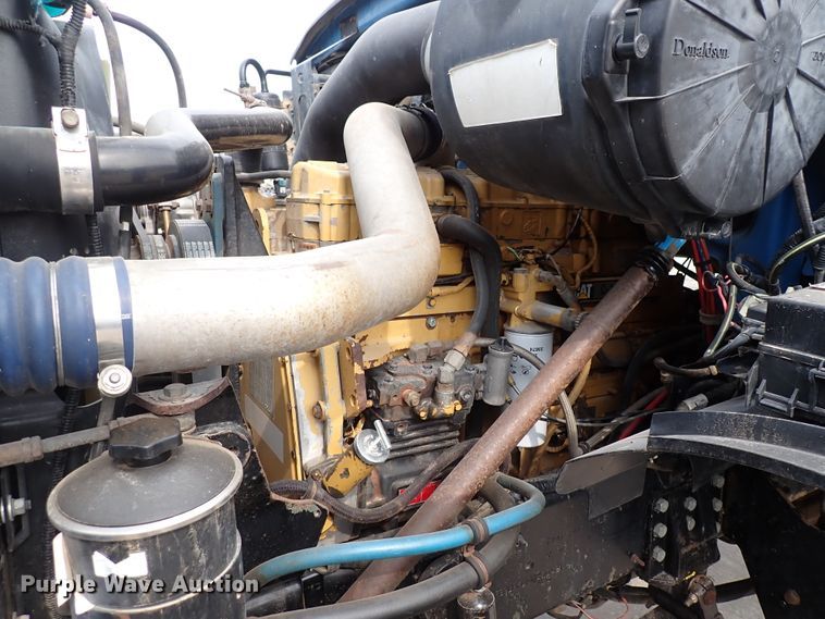 image for item DN1769 2000 Sterling LT9500  dump truck