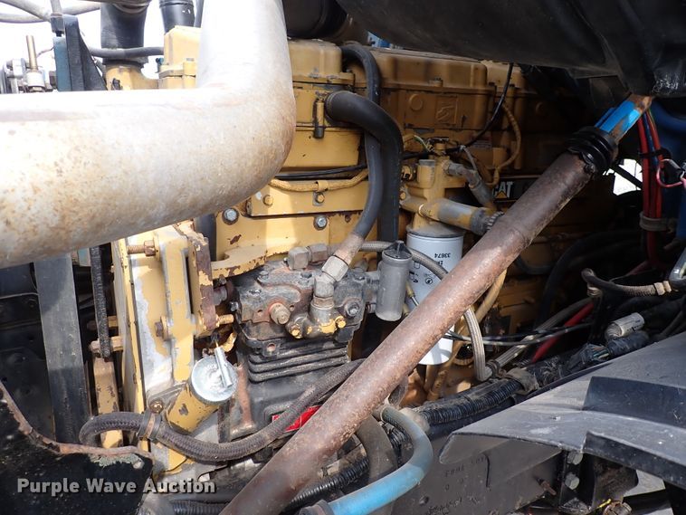 image for item DN1769 2000 Sterling LT9500  dump truck