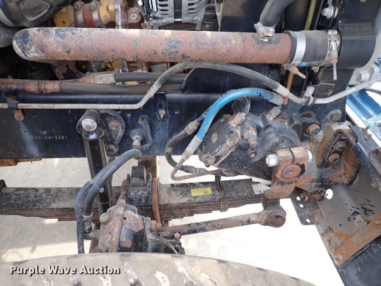 image for item DN1769 2000 Sterling LT9500  dump truck