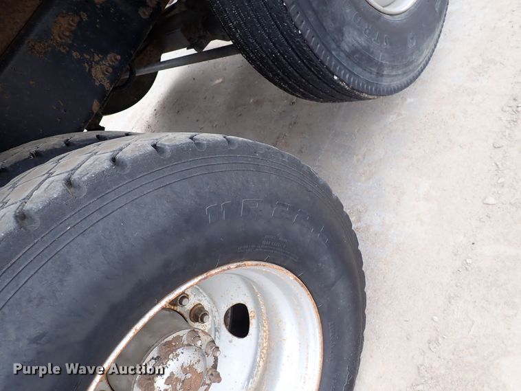 image for item DN1769 2000 Sterling LT9500  dump truck