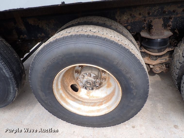 image for item DN1769 2000 Sterling LT9500  dump truck