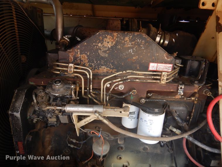 image for item ED9797 1996 Ingersoll Rand  air compressor