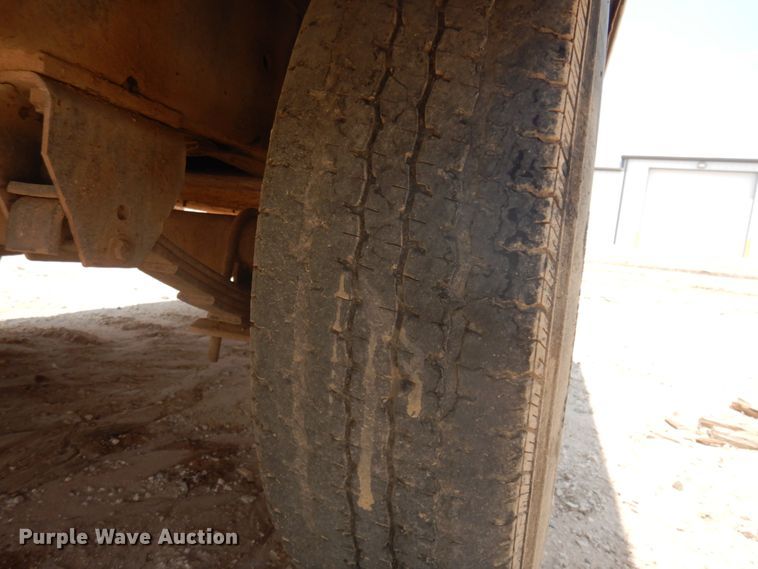 image for item ED9797 1996 Ingersoll Rand  air compressor