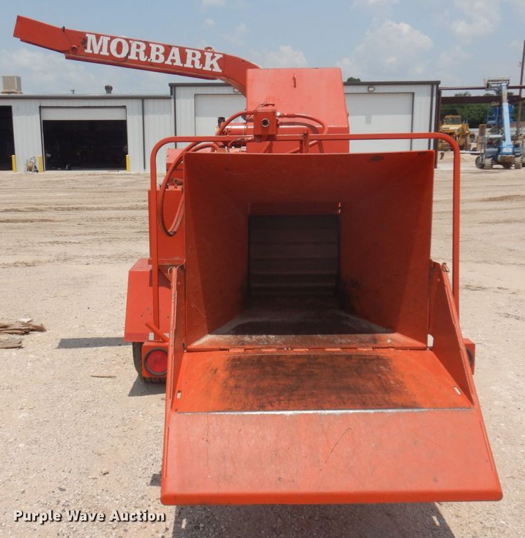 image for item ED9798 Morbark 2400  wood chipper
