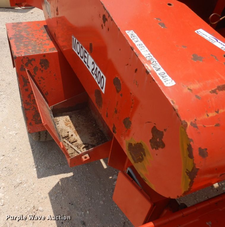 image for item ED9798 Morbark 2400  wood chipper