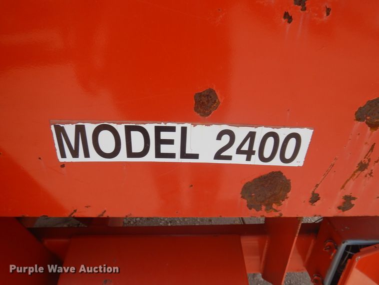 image for item ED9798 Morbark 2400  wood chipper