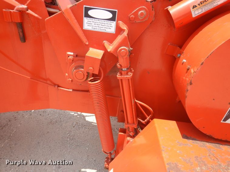 image for item ED9798 Morbark 2400  wood chipper