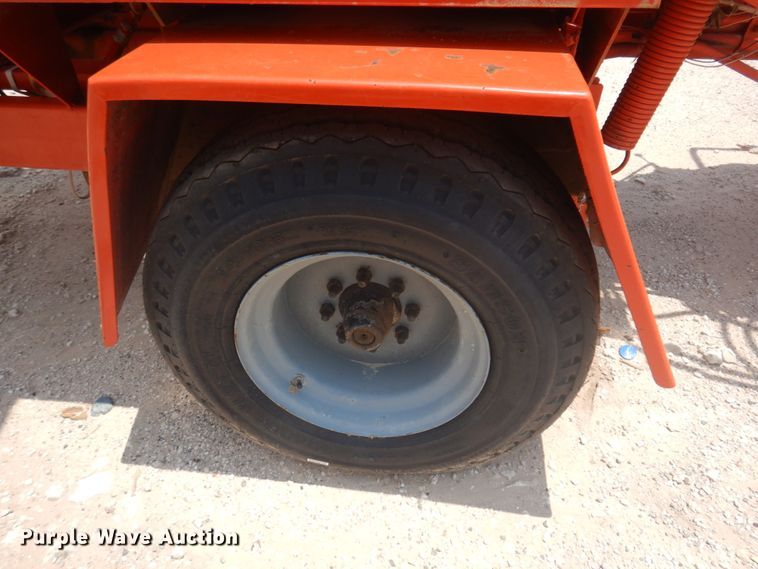 image for item ED9798 Morbark 2400  wood chipper