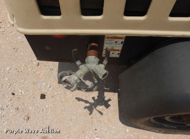 image for item ED9799 2012 Doosan  air compressor