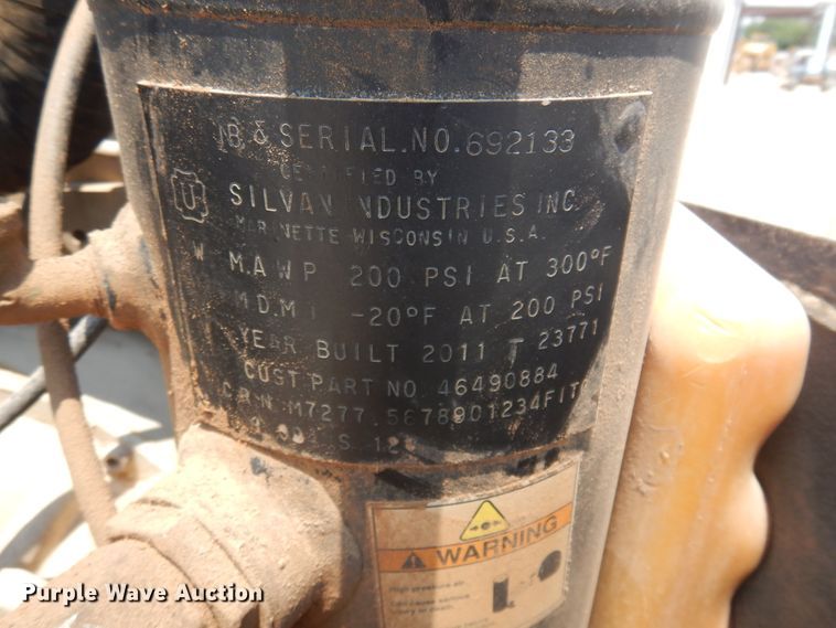 image for item ED9799 2012 Doosan  air compressor