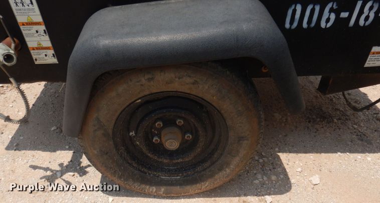 image for item ED9799 2012 Doosan  air compressor