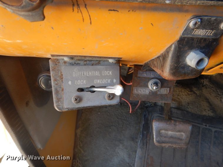 image for item HI9823 1977 Chevrolet C65  dump truck