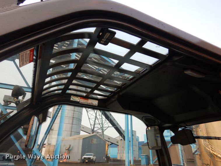 image for item HI9915 2018 Bobcat V519  telehandler