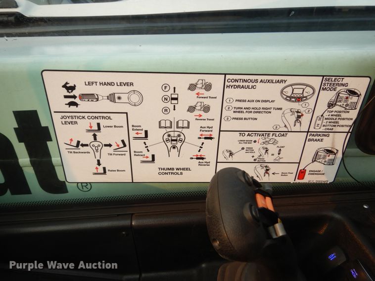 image for item HI9915 2018 Bobcat V519  telehandler