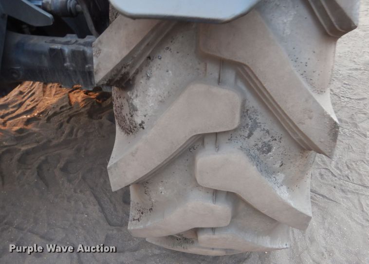 image for item HI9915 2018 Bobcat V519  telehandler