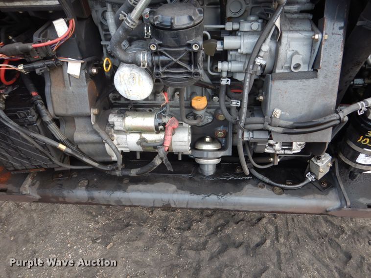 image for item HI9916 2013 Bobcat S750  skid steer loader