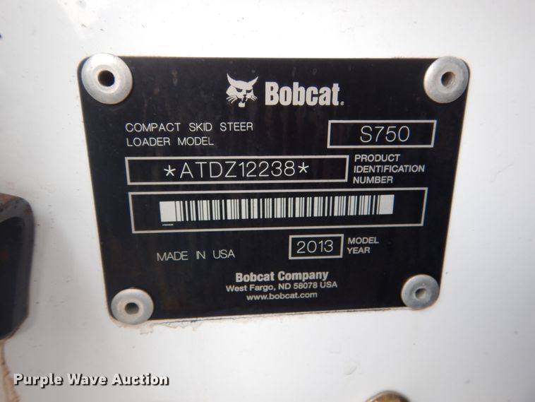 image for item HI9916 2013 Bobcat S750  skid steer loader