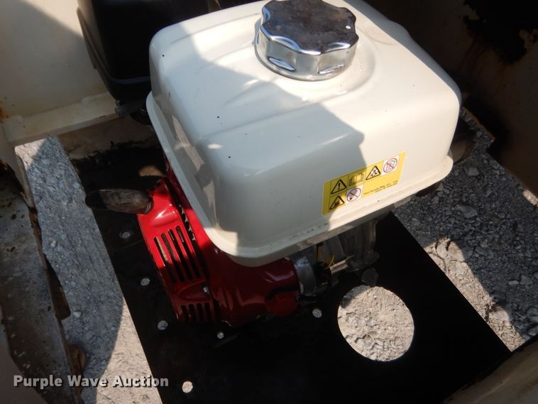 image for item HT9382 1996 Landoll  tilt deck equipment trailer