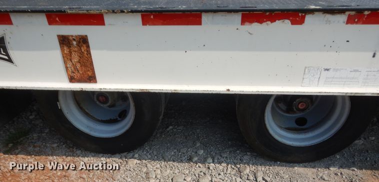 image for item HT9382 1996 Landoll  tilt deck equipment trailer