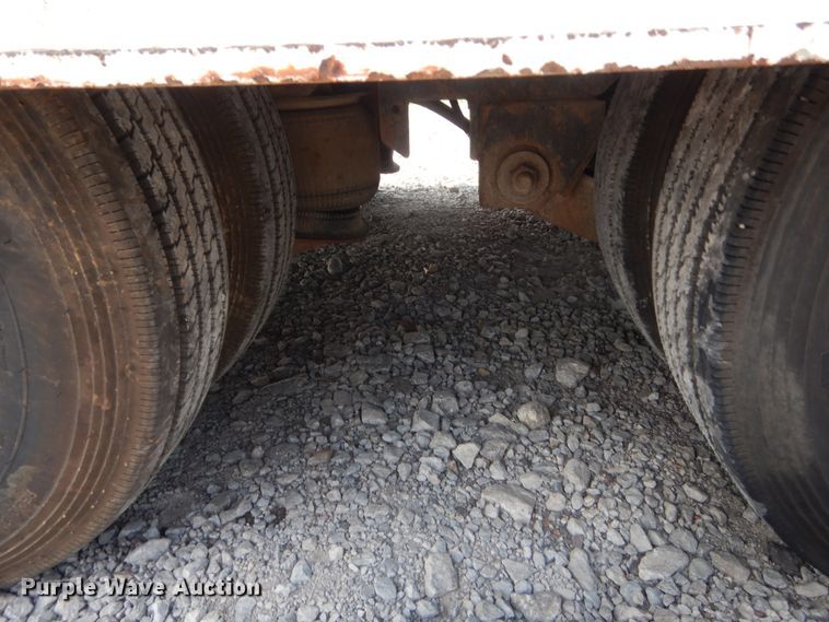 image for item HT9382 1996 Landoll  tilt deck equipment trailer