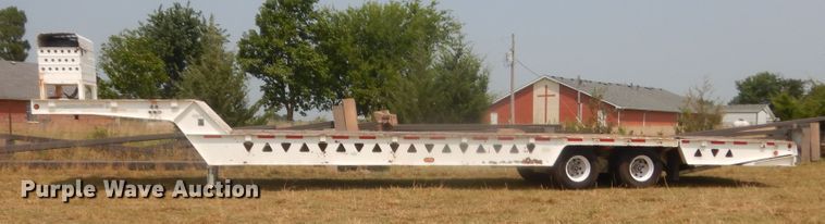 image for item HT9387 2001 Trail King TK60H1-442  lowboy equipment trailer