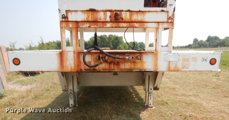 image for item HT9387 2001 Trail King TK60H1-442  lowboy equipment trailer