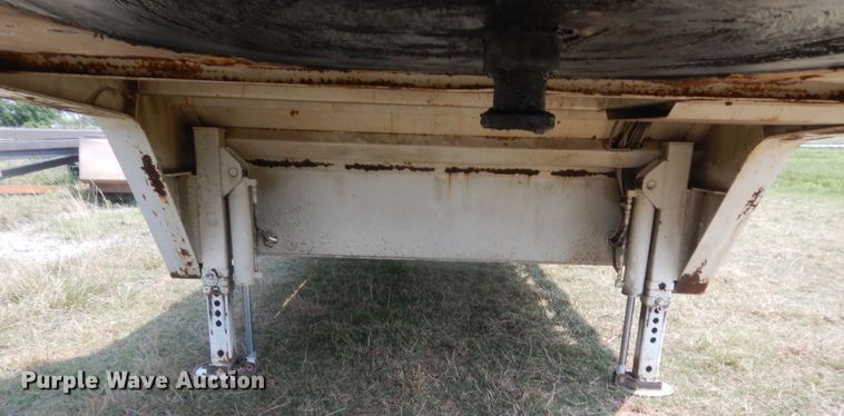 image for item HT9387 2001 Trail King TK60H1-442  lowboy equipment trailer