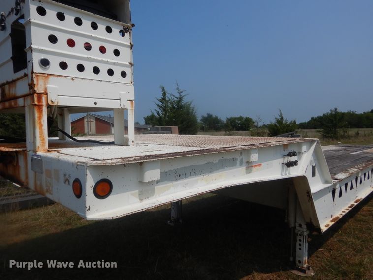 image for item HT9387 2001 Trail King TK60H1-442  lowboy equipment trailer