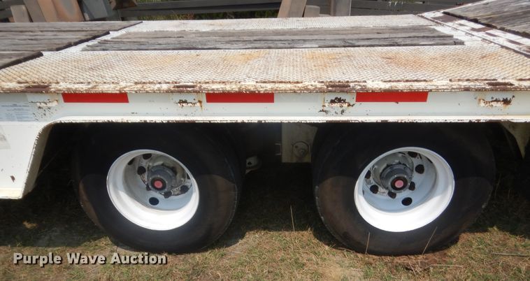 image for item HT9387 2001 Trail King TK60H1-442  lowboy equipment trailer