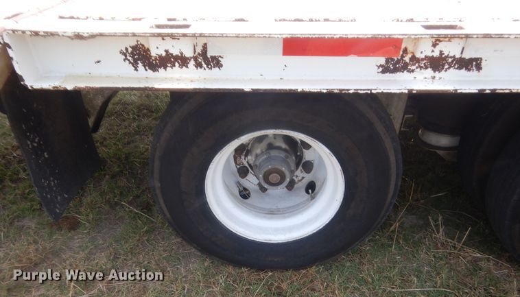 image for item HT9387 2001 Trail King TK60H1-442  lowboy equipment trailer