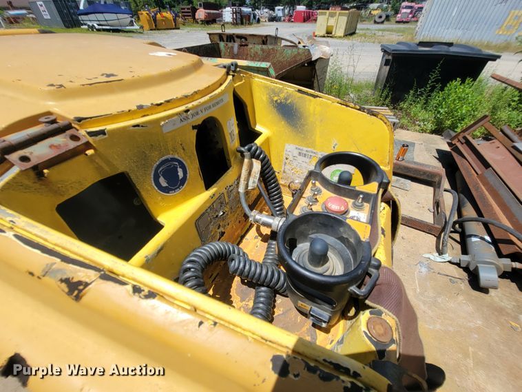 image for item IF9863 Bomag BMP8500  trench compactor