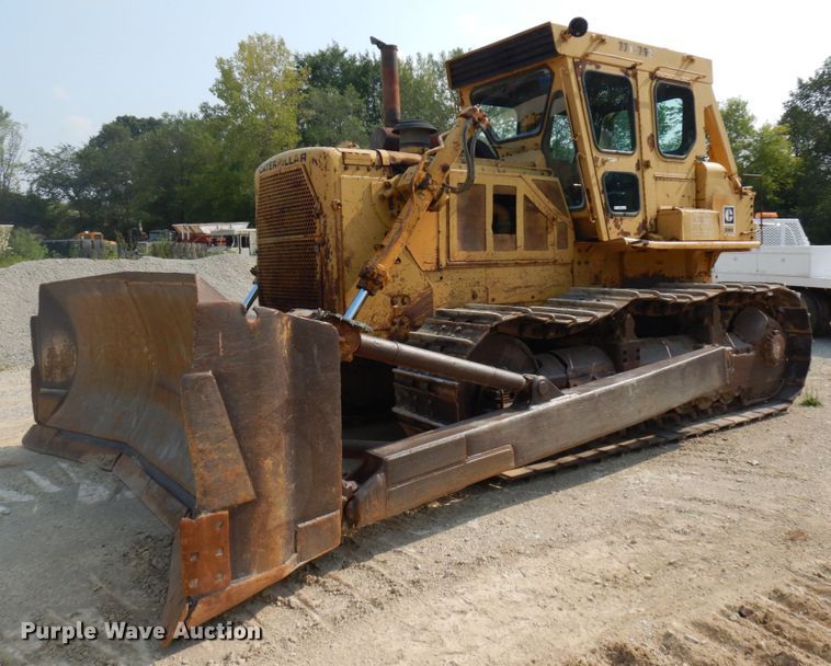 image for item IL9927 1976 Caterpillar D8K  dozer