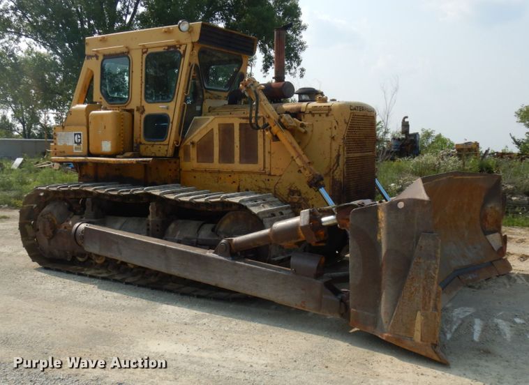 image for item IL9927 1976 Caterpillar D8K  dozer