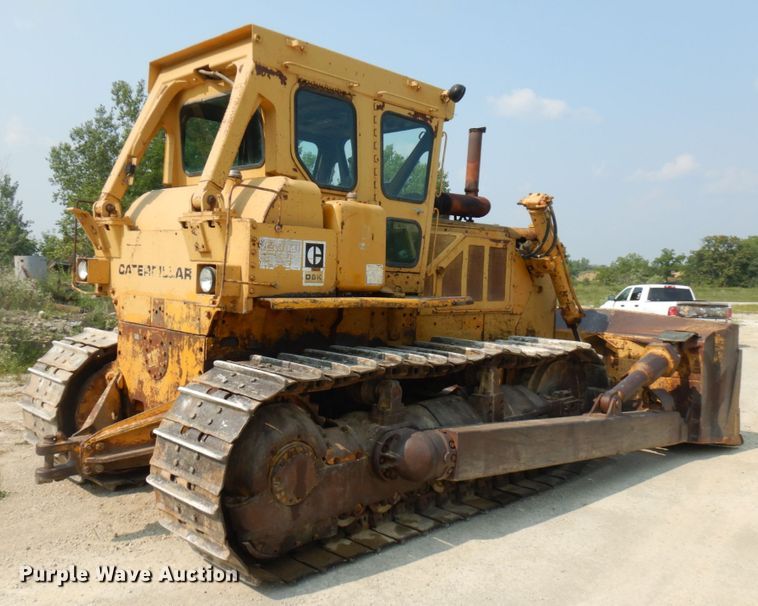 image for item IL9927 1976 Caterpillar D8K  dozer