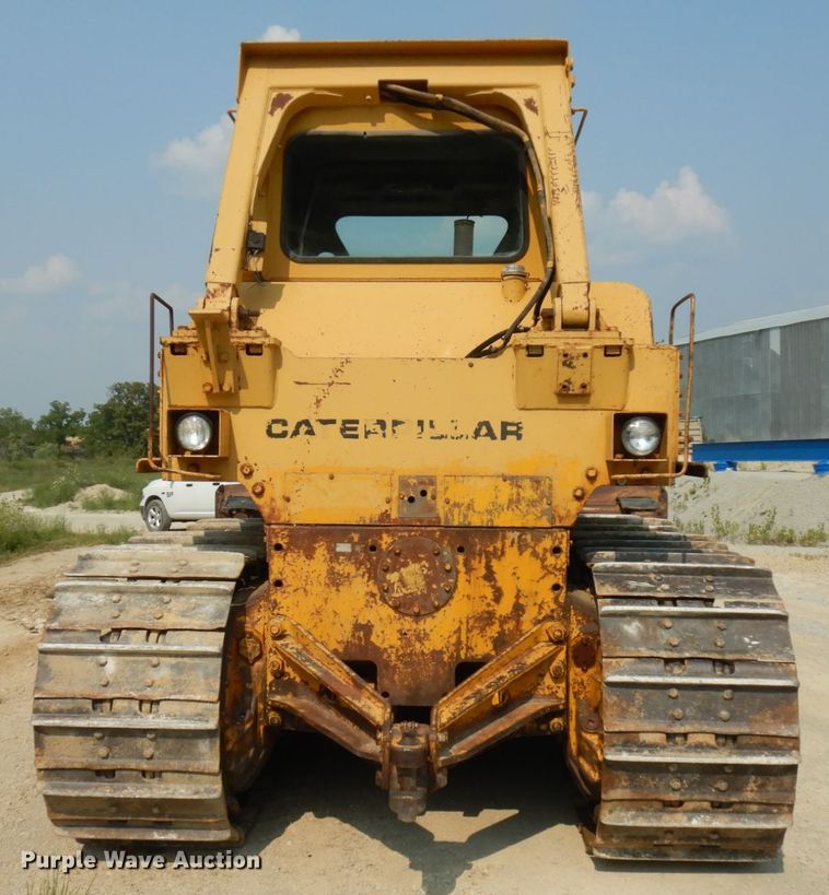 image for item IL9927 1976 Caterpillar D8K  dozer