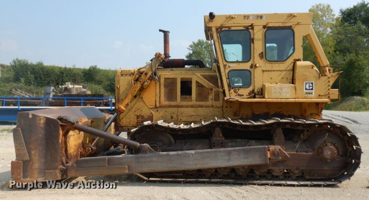 image for item IL9927 1976 Caterpillar D8K  dozer