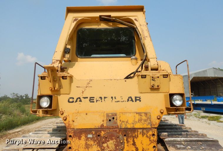 image for item IL9927 1976 Caterpillar D8K  dozer