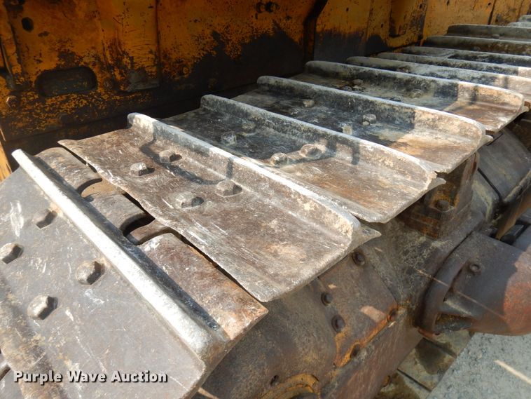 image for item IL9927 1976 Caterpillar D8K  dozer