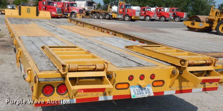 image for item IL9953 2000 Talbert GT3T-30  tilt deck equipment trailer