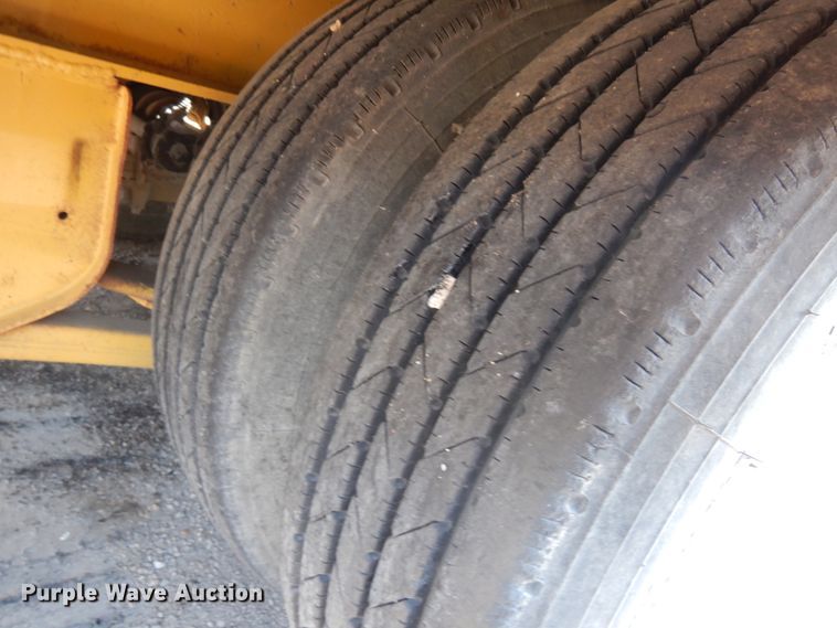 image for item IL9953 2000 Talbert GT3T-30  tilt deck equipment trailer