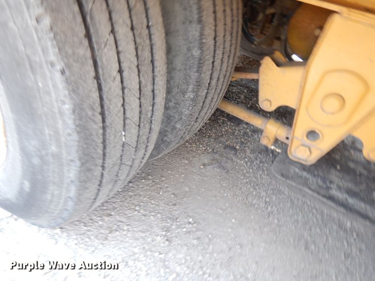 image for item IL9953 2000 Talbert GT3T-30  tilt deck equipment trailer